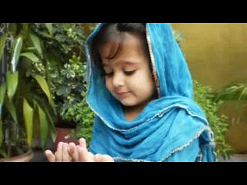 Pyari maa mujh ko teri dua