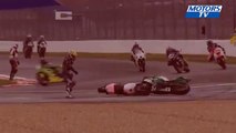 Most ridiculous double crash during motorcycle race...