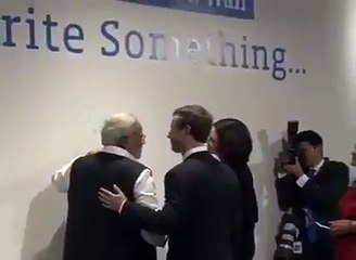 Nothing Can Come Between Narendra Modi And A Camera, Not Even Mark Zuckerberg- Watch How Embarrassed Mark Is