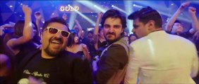 Khul Jaye Botal -'Mika Singh-' Official Video Song l Jawani Phir Nahi Ani - [FullTimeDhamaal]
