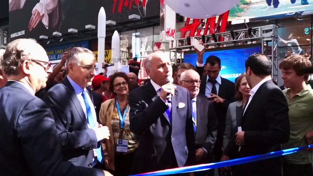 BEST OF FRANCE Inauguration with LAURENT FABIUS on Times Square with David Serero