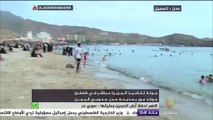 جولة لكاميرا الجزيرة مباشر في شاطيء جولد مور بمدينة عدن