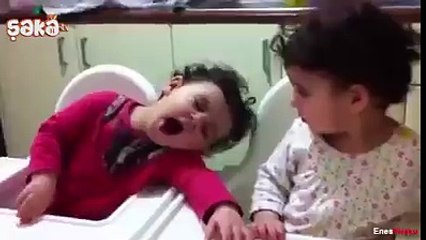 Slapped On A Baby Face _ Sonu HD Songs