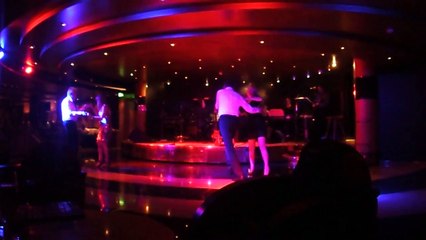 Harika dans gösterisi