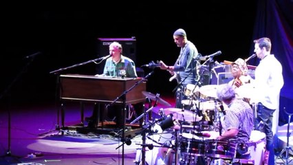 Steve Winwood - The Low Spark of High Heeled Boys - Montreal, 2013 (smyle productions in HD)