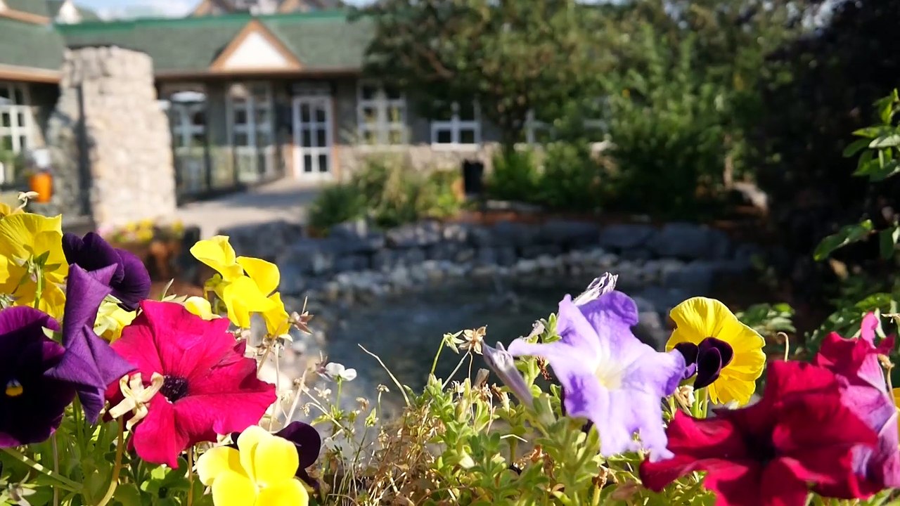 Coast Canmore Hotel