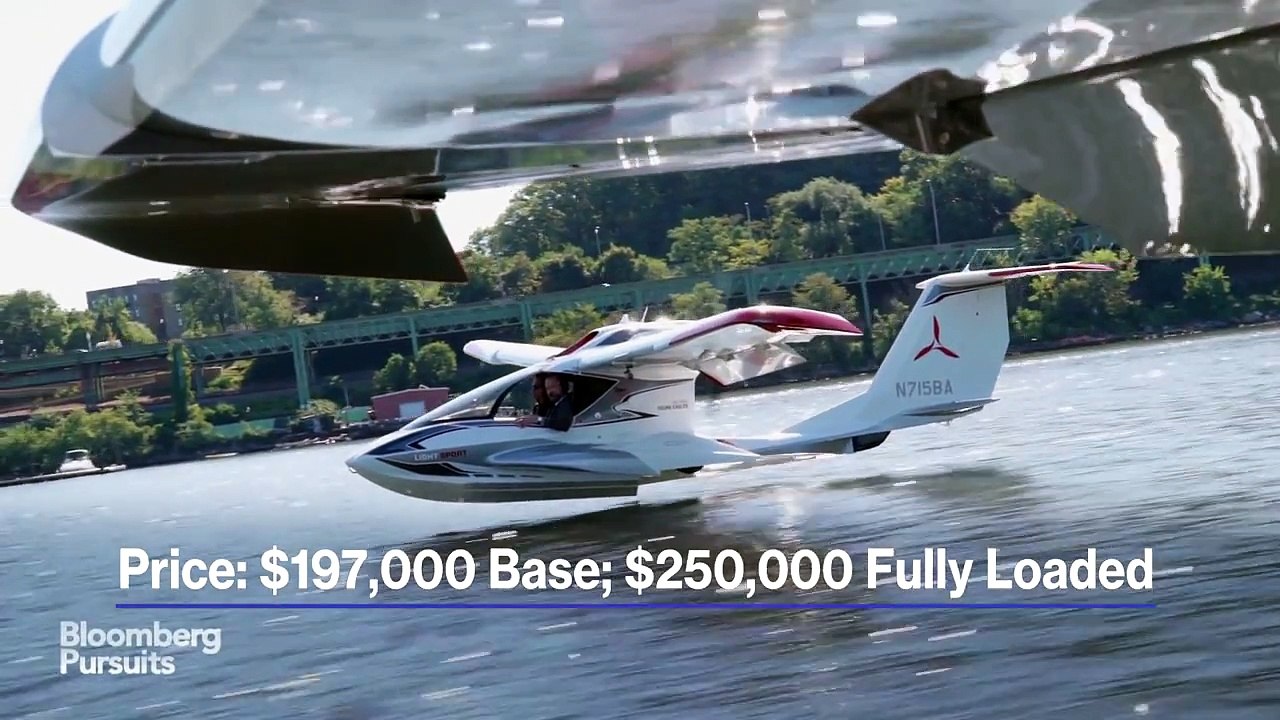 Fold-Up Plane Is Designed for Personal Fun: Icon A5