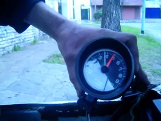 WTF??? Fiat UNO a fazer 10.000 rpm? Sim, isto é possível!