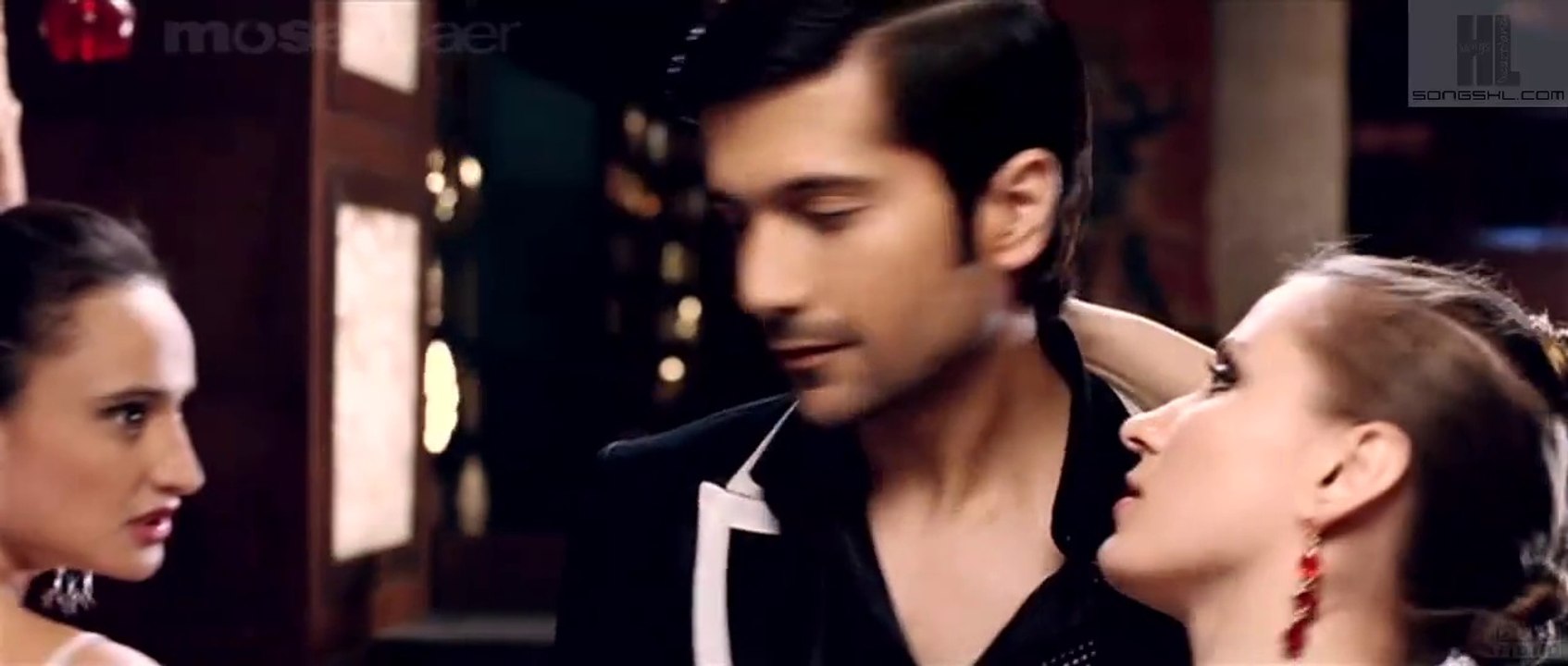 Neeyat Kharab Hai item song