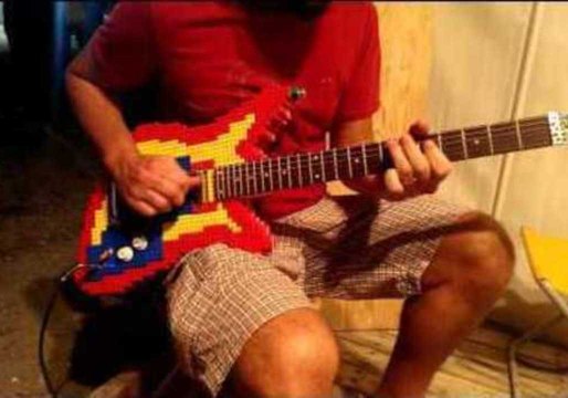 Lego Guitar Wows Music Fans at Italy's Home Festival