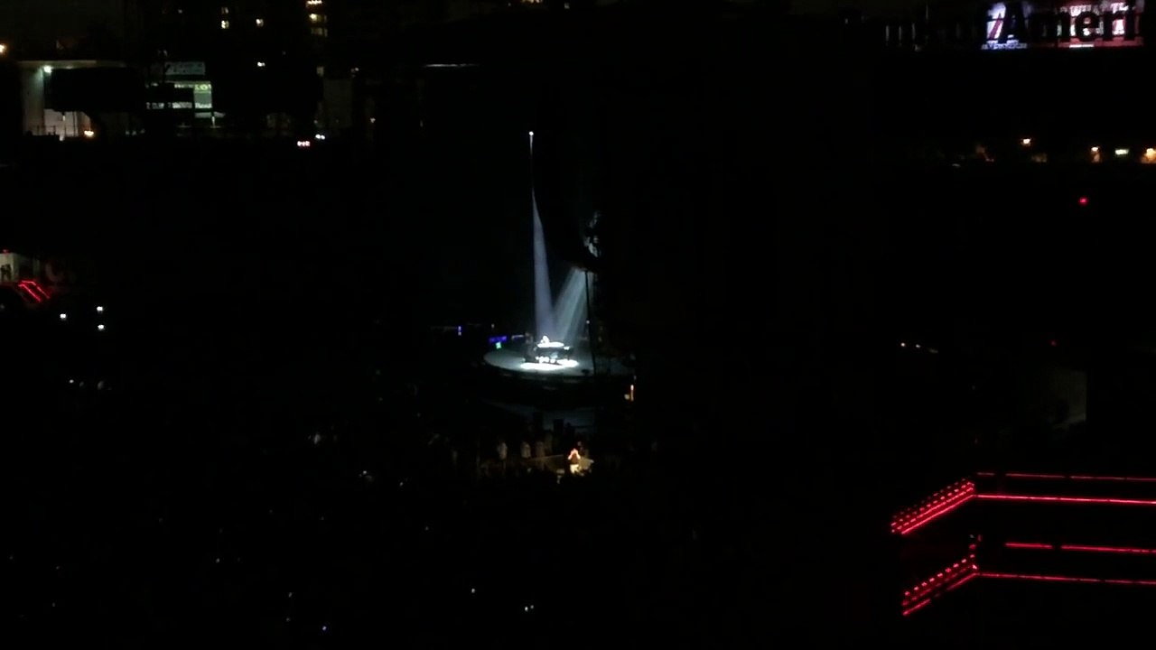 Billy Joel Goodnight Saigon, Fenway Park, 2015