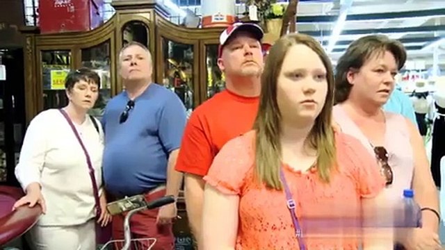 pakistani girls sleep on naked sword