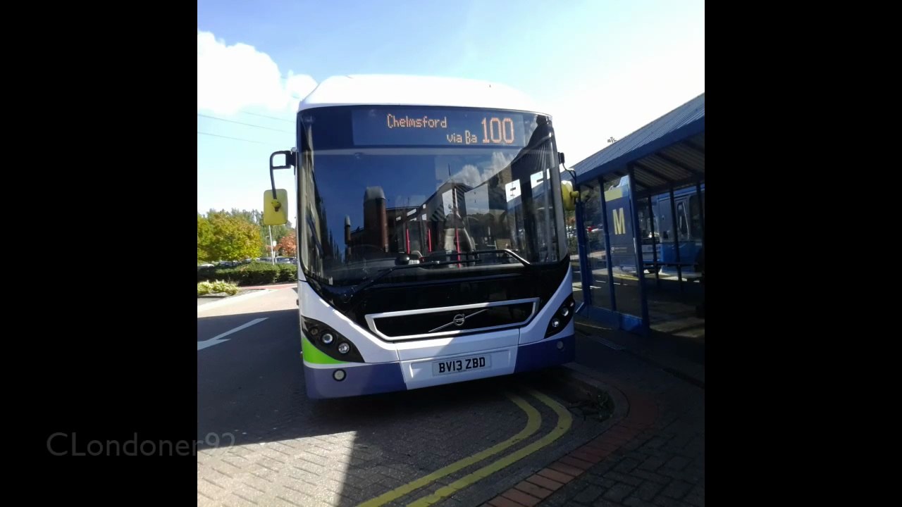 First Essex route 100 Volvo 7900H hybrid