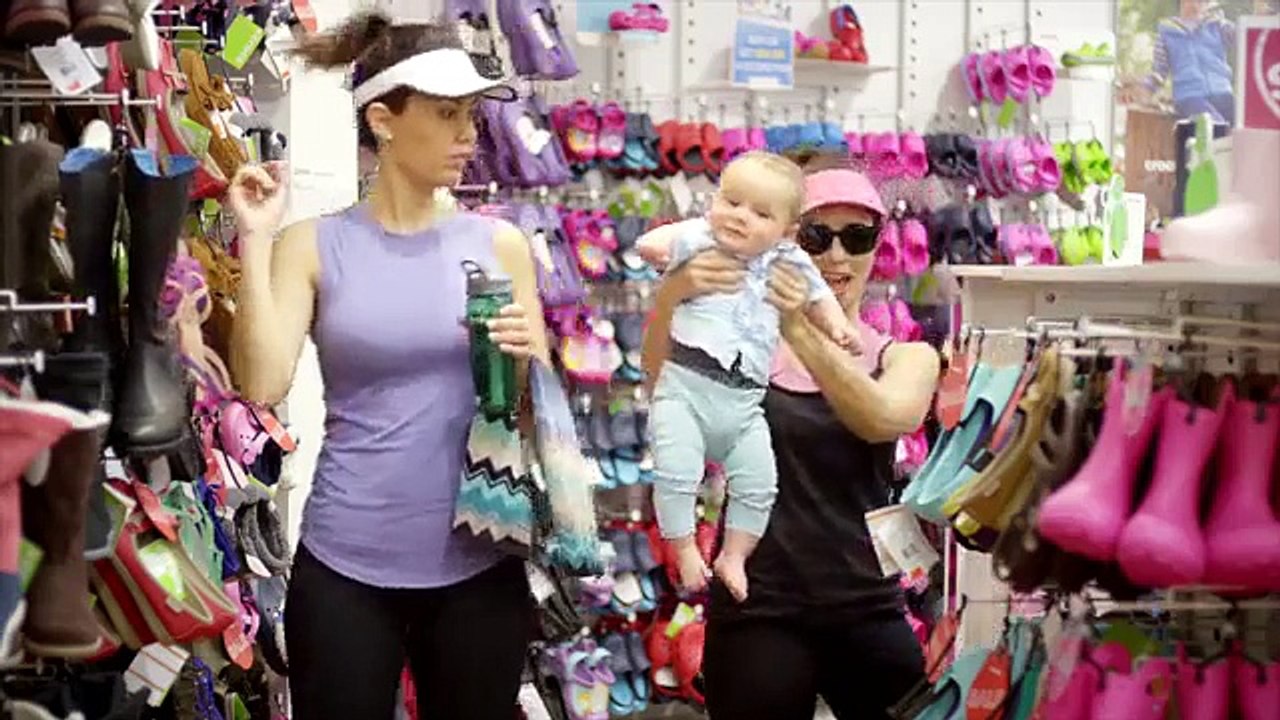 ACTIVEWEAR