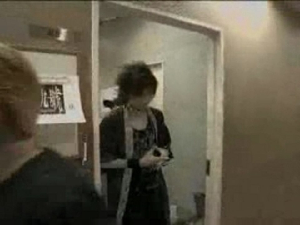 Alice Nine- ALICE IN WONDERFILM Offstage