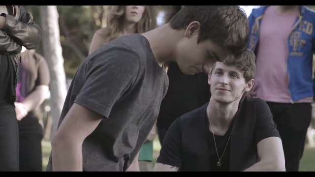 Tráiler película Novatos, de Pablo Aragüés