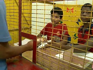 En Inde les enfants des rues ont leur banque, pour capitaliser sur l'avenir