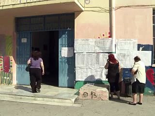 Grèce: avance infime de la droite, selon les premières estimations