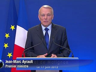 Législatives: Hollande a pour gouverner un PS majoritaire à l'Assemblée, retour du FN
