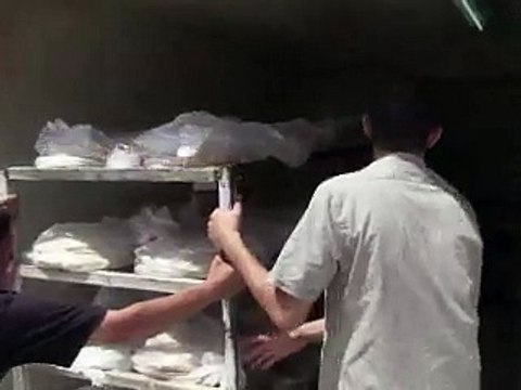 Syrie: à Alep, les combats marquent une pause dans les rues, l'armée pilonne la ville