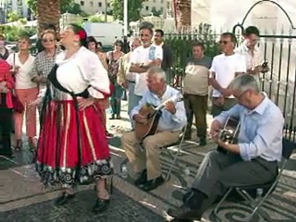 A Lisbonne, le quartier de la Mouraria veut redorer son image grâce au fado