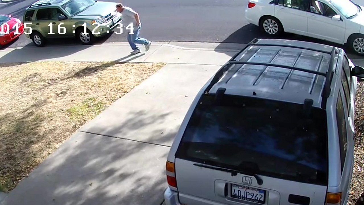 Quand un voleur de colis se fait lui-même voler