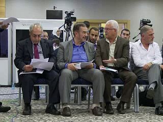 Syrie: Les rebelles abattent un hélicoptère, nouveaux tirs à la frontière turque