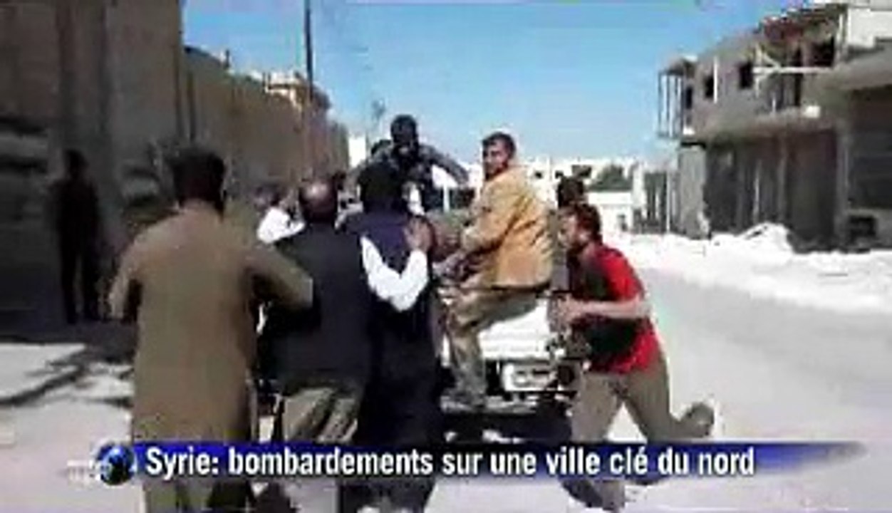 Plus de 40 morts dans un raid aérien en Syrie, Brahimi vendredi à Damas