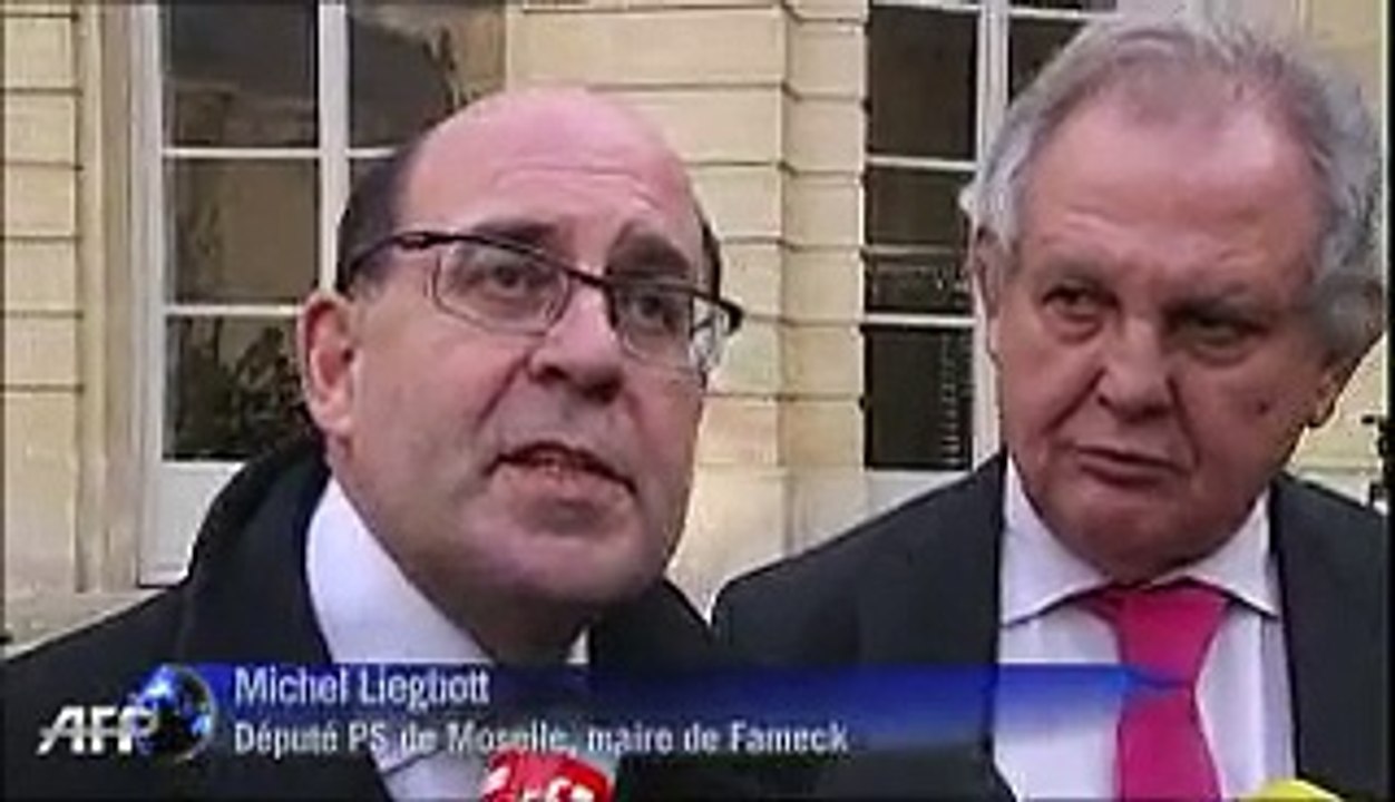 Florange: les métallos durcissent le ton après un nouveau rebondissement