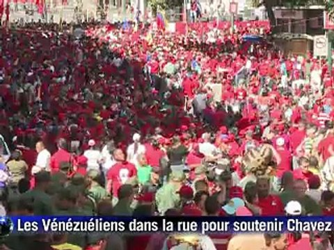 Venezuela: Caracas se pare de rouge pour soutenir Hugo Chavez, absent depuis un mois