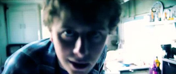 Pas très normales activités