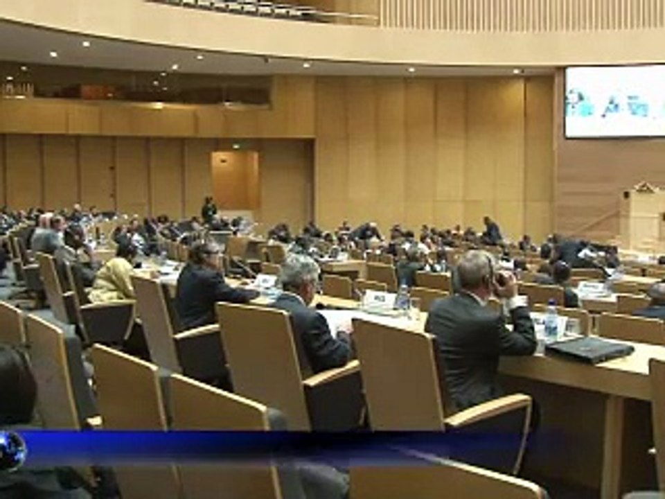 Mali: pillage à Tombouctou, des élections avant fin juillet