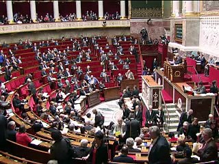 Les mères porteuses font irruption dans le débat sur le mariage homo