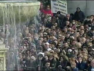 Pour sa première grand-messe, le pape plaide pour "la tendresse" et "l'humilité"