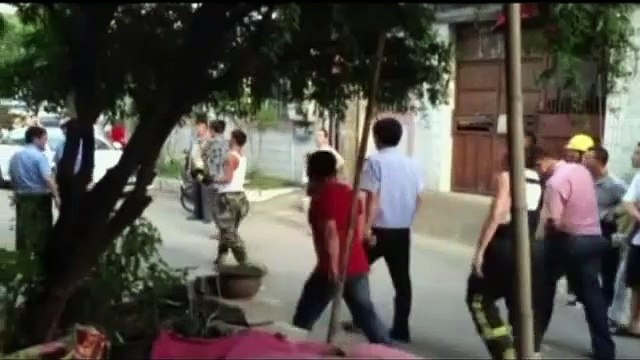 Un bébé chinois sauvé après avoir été jeté dans les WC