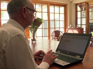 Afrique du Sud: troisième nuit d'hôpital pour Mandela, gravement malade