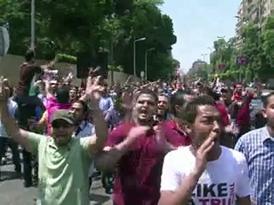 Egypte: dissolution de l'assemblée, trois morts lors des manifestations