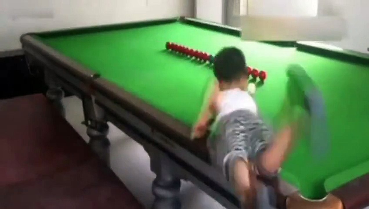 Wan Wuka, prodige du billard à seulement 3 ans