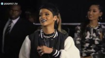 Rihanna se déguise en strip-teaseuse