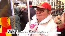 Le couple royal salue la foule à Bruxelles