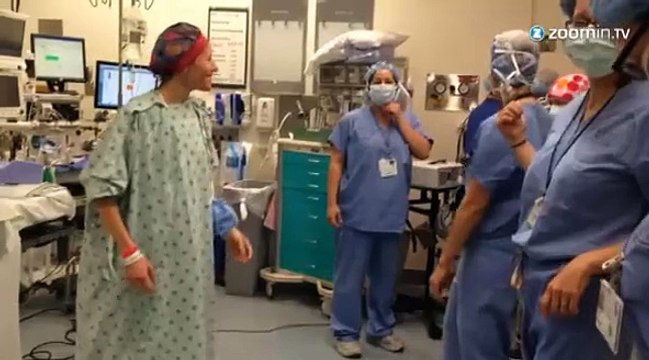 Elle danse avant une double mastectomie