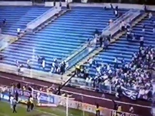 Brésil : de très violents affrontements entres supporters dans un stade