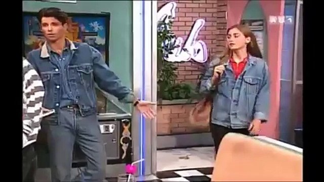 L'apparition de Julie Gayet dans Premiers Baisers