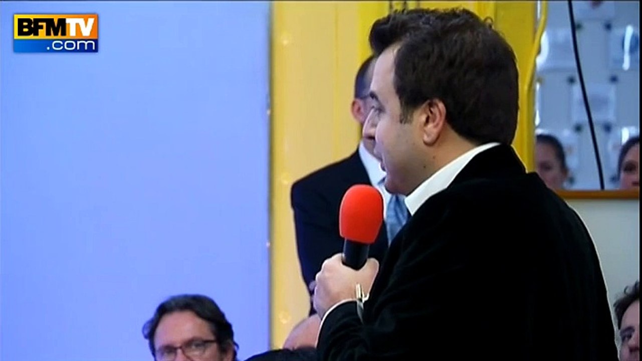 François Hollande fait un câlin à Carlos Diaz