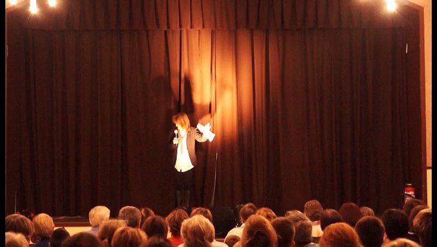 Une drôle de famille par Les Millionnaires du dimanche 1ère partie