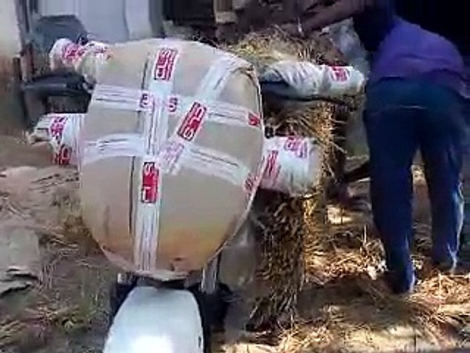 By santosh kumar shardul 01:43 BIKE TRANSPORTATION & PACKING BY C L S PACKERS & MOVERS JAMSHEDPUR 9835117420 BIKE TRANSPORTATION & PACKING BY C L S PACKERS & MOVERS