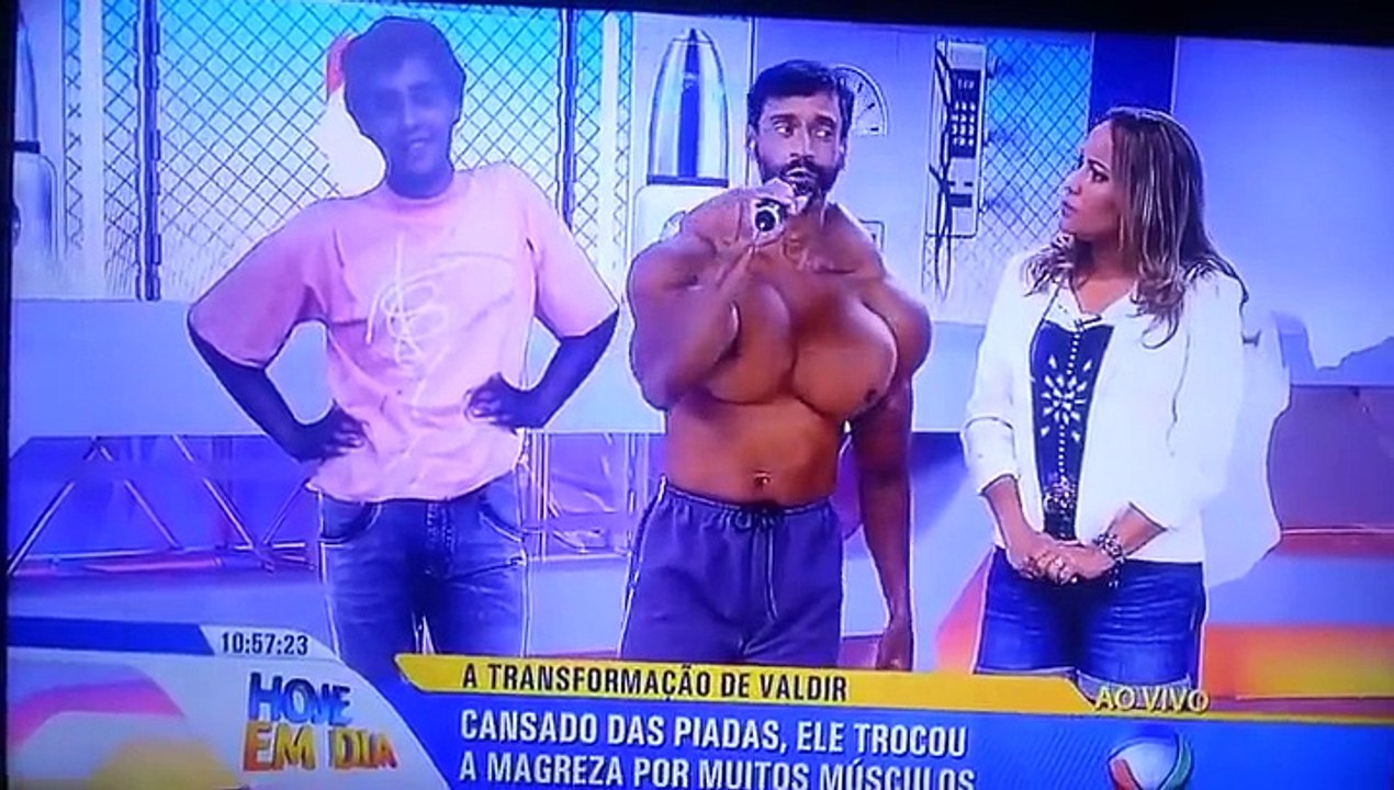 WTF-Guy-Used-Way-Too-Much-Synthol