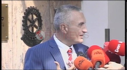 Meta: S’më shqetëson asnjë lloj intrige moçalore, kam origjinë malore- Ora News- Lajmi i fundit-