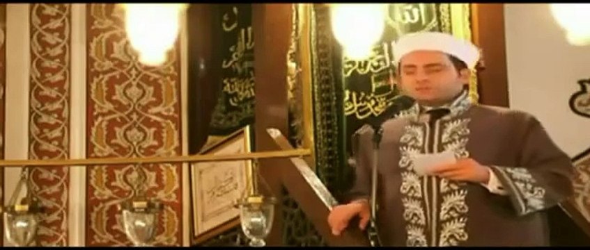 Allah'ın indirdiği Kitab'dan bir şeyler gizleyen ve onunla az bir değeri satın alanlar var ya, işte onlar karınlarına ateşten başka bir şey yemiyorlar.