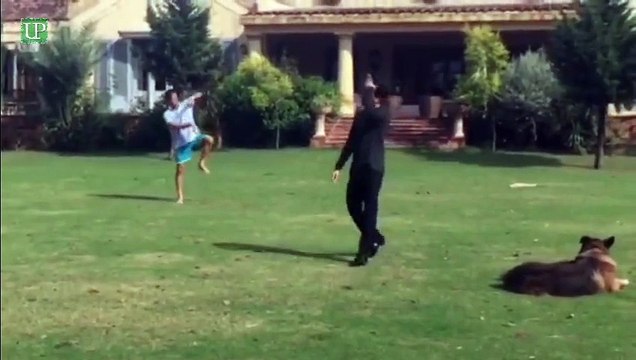 PTI Imran Khan Playing Cricket with Reham Khan & Family at Bani Gala Pakistan